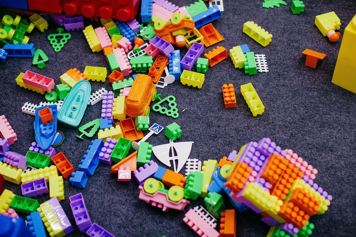 Kids & Toys