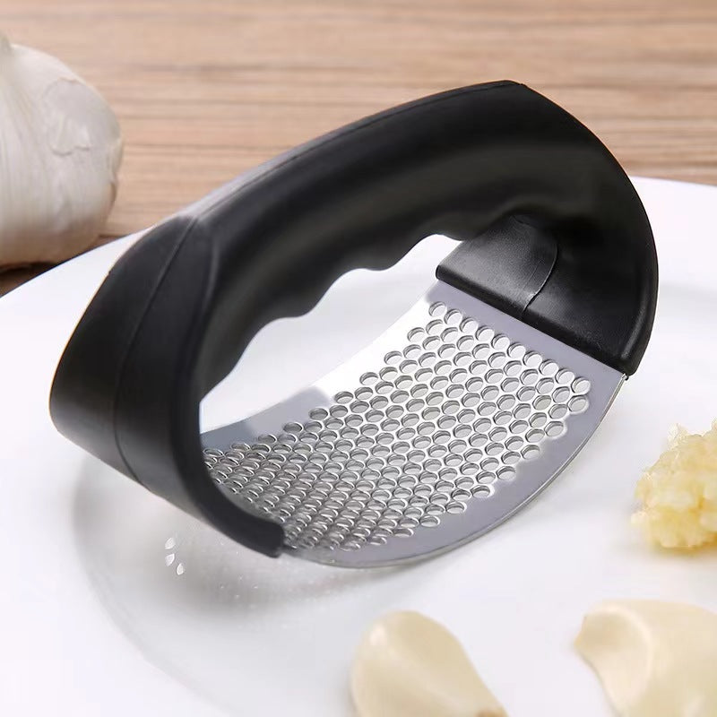 Stainless Steel Garlic Press – Quickly Crush & Mince Garlic Without the Hassle